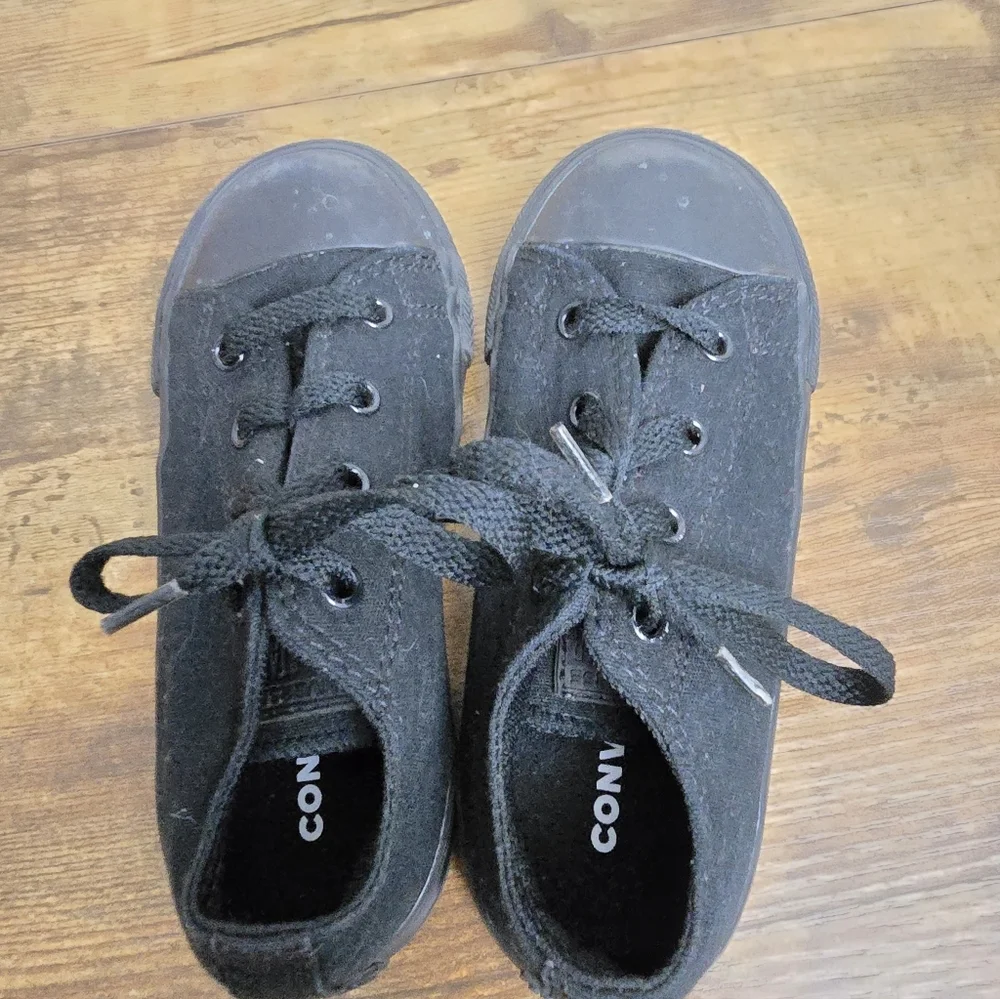 Converse Classic Black Kids Sneakers Toddlers Size 10